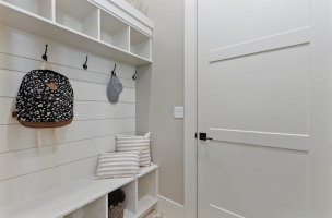 46-Mudroom