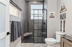 046-Bathroom