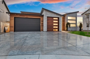 110-Front-of-Home
